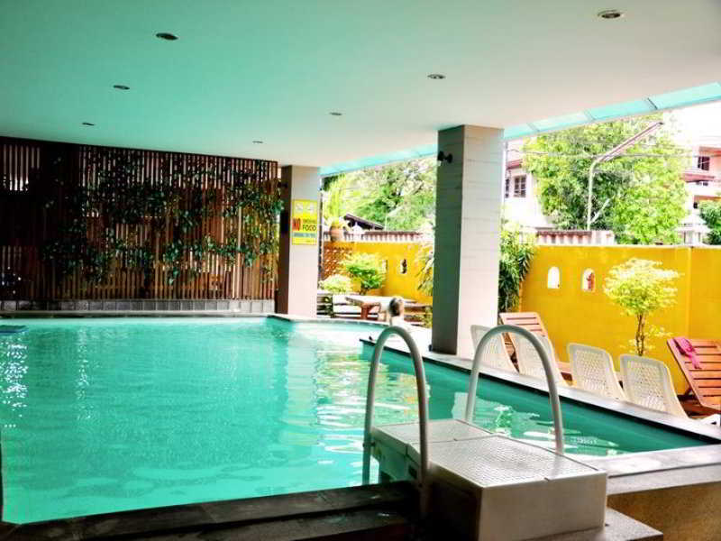 Thaphae Garden Guesthouse Chiang Mai Exterior photo
