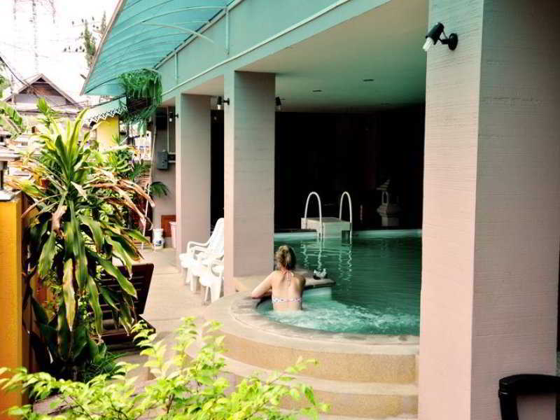 Thaphae Garden Guesthouse Chiang Mai Exterior photo